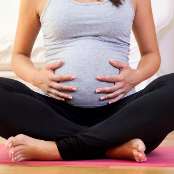 Mom Body: What Nobody Ever Told You About the Physical Effects of Pregnancy